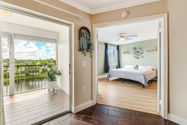 10346 NW 24th Place 304, Sunrise, FL 33322