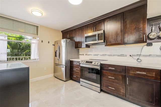 10346 NW 24th Place 304, Sunrise, FL 33322