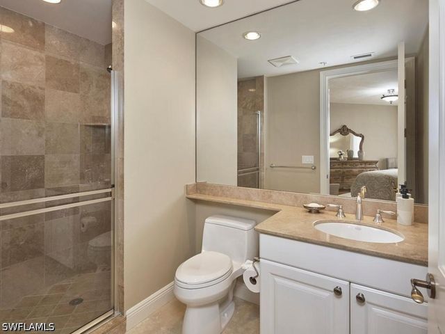 970 Cape Marco DR 806, Marco Island, FL 34145