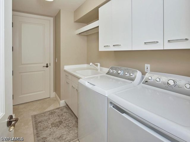 970 Cape Marco DR 806, Marco Island, FL 34145