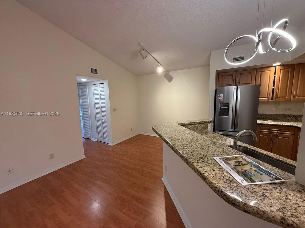 731 Vista Isles Dr 1527, Sunrise, FL 33325