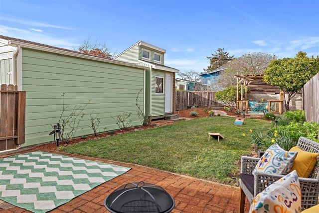 1135 1135 Parker St, Berkeley, CA 94702