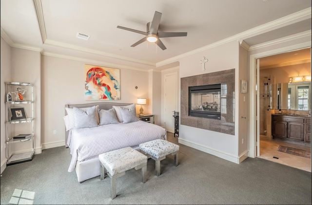 3827 Holland Avenue B, Dallas, TX 75219