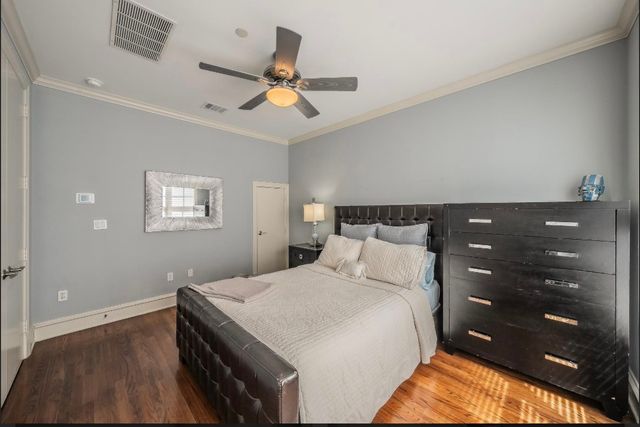 3827 Holland Avenue B, Dallas, TX 75219