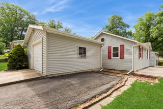1310 Redwing Road, Valparaiso, IN 46383