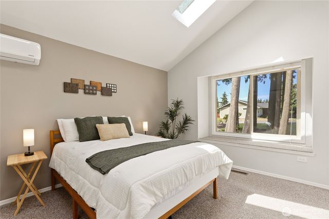 2424 W 12th Street, Port Angeles, WA 98363