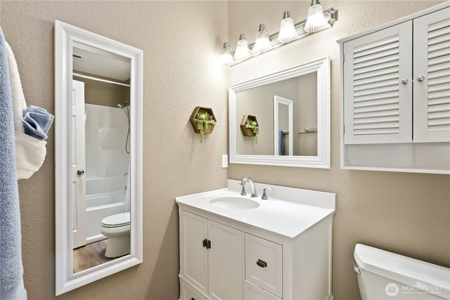 2424 W 12th Street, Port Angeles, WA 98363