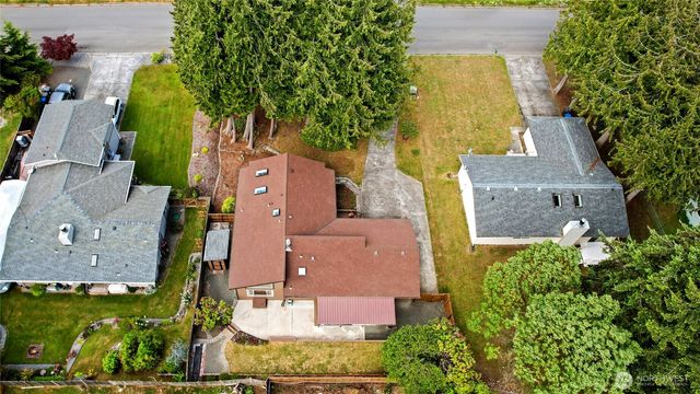 2424 W 12th Street, Port Angeles, WA 98363