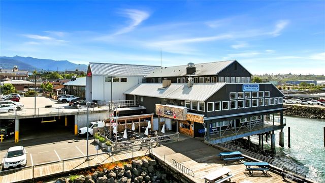 2424 W 12th Street, Port Angeles, WA 98363