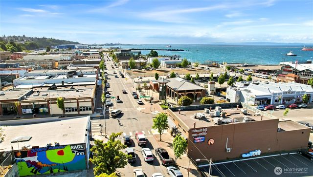 2424 W 12th Street, Port Angeles, WA 98363