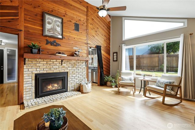 2424 W 12th Street, Port Angeles, WA 98363