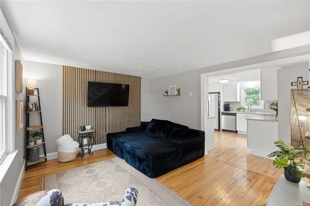 34 Wood Street, Coventry, RI 02816