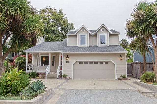 211 Nataqua Avenue, Pacifica, CA 94044