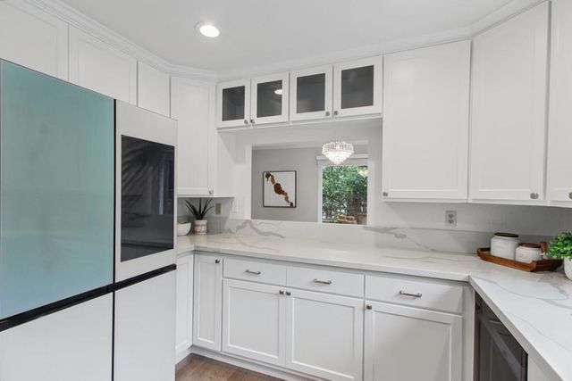 211 Nataqua Avenue, Pacifica, CA 94044