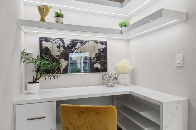 211 Nataqua Avenue, Pacifica, CA 94044
