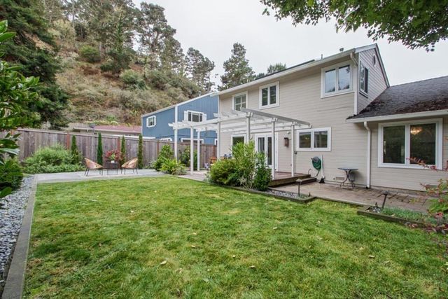 211 Nataqua Avenue, Pacifica, CA 94044