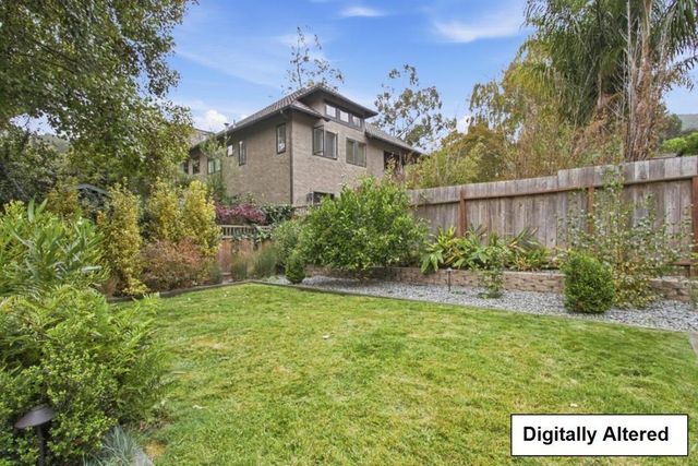 211 Nataqua Avenue, Pacifica, CA 94044