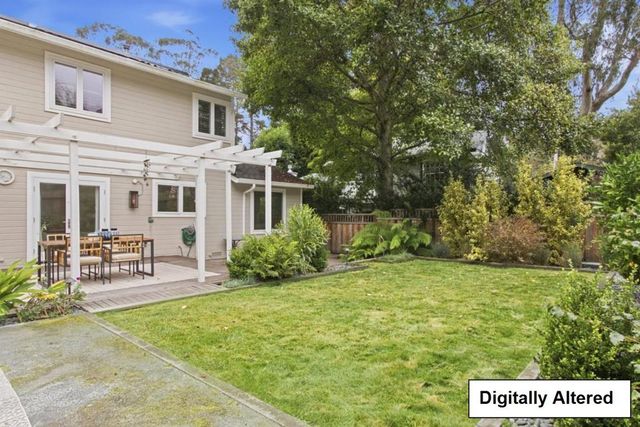 211 Nataqua Avenue, Pacifica, CA 94044