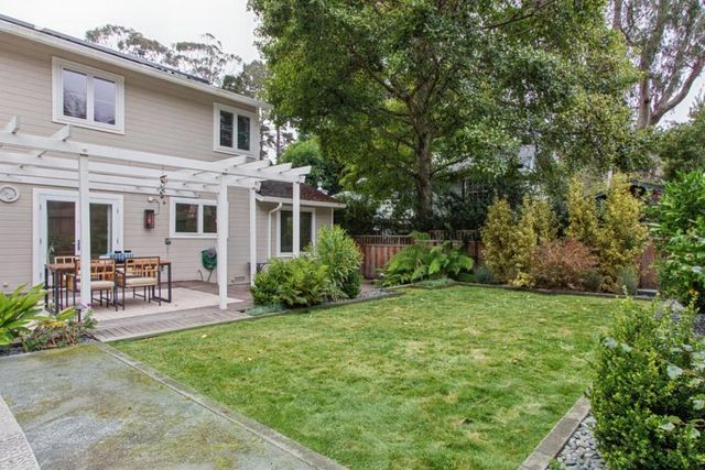 211 Nataqua Avenue, Pacifica, CA 94044