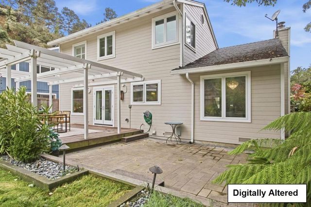 211 Nataqua Avenue, Pacifica, CA 94044