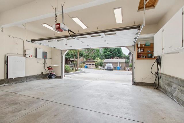 211 Nataqua Avenue, Pacifica, CA 94044