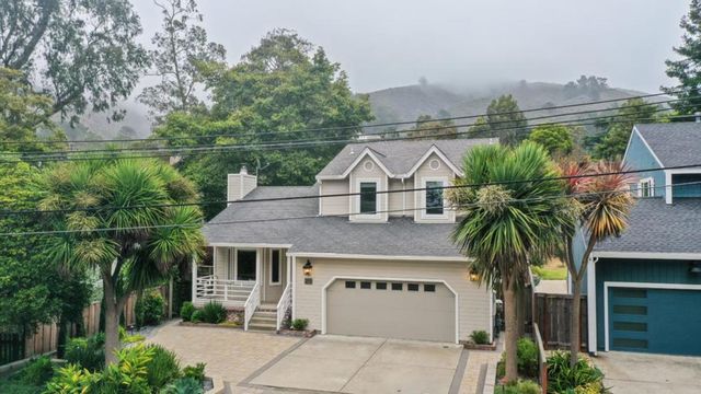 211 Nataqua Avenue, Pacifica, CA 94044