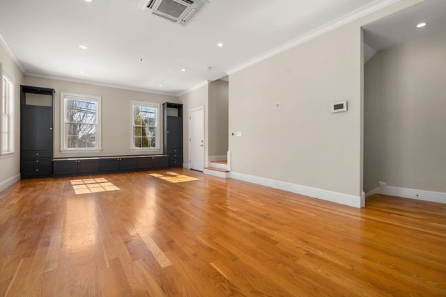 23 Chickatawbut St 2, Boston, MA 02122