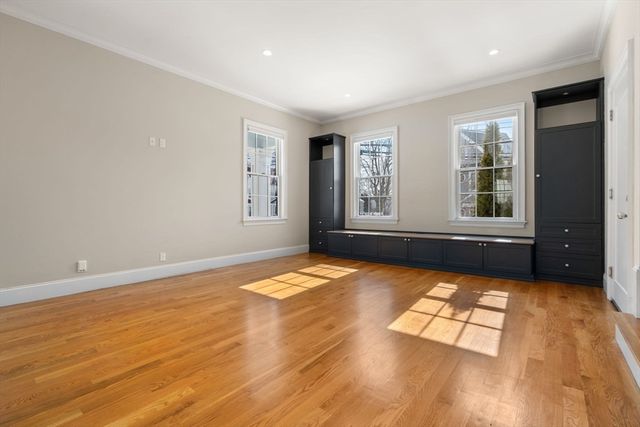 23 Chickatawbut St 2, Boston, MA 02122