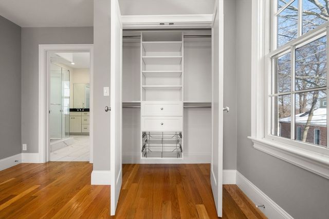 23 Chickatawbut St 2, Boston, MA 02122