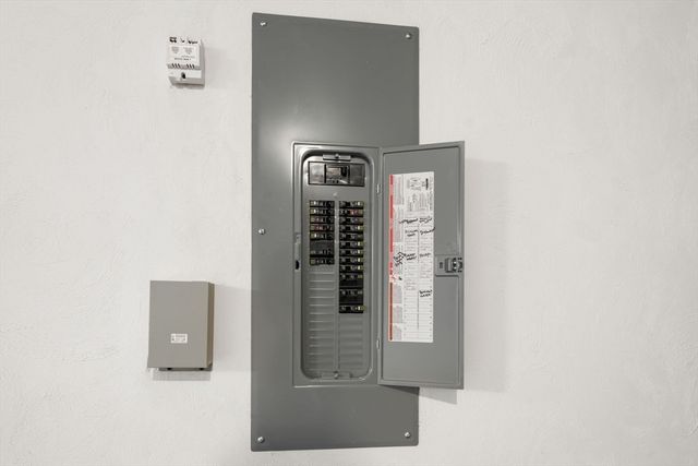 23 Chickatawbut St 2, Boston, MA 02122