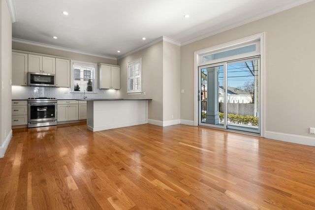 23 Chickatawbut St 2, Boston, MA 02122