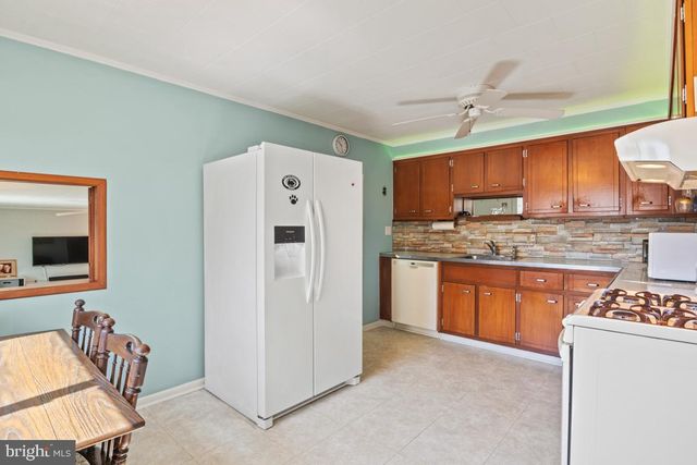 9735 GLENHOPE RD, Philadelphia, PA 19115