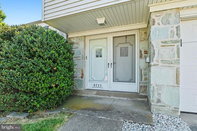 9735 GLENHOPE RD, Philadelphia, PA 19115