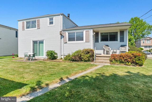 9735 GLENHOPE RD, Philadelphia, PA 19115
