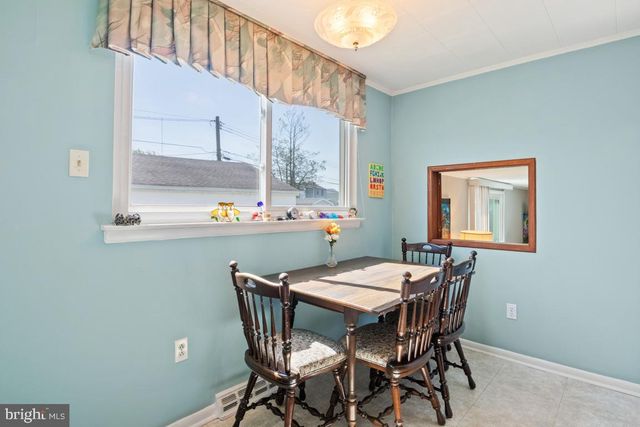 9735 GLENHOPE RD, Philadelphia, PA 19115