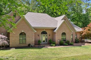 5135 Windy Ridge Drive, Southaven, MS 38671