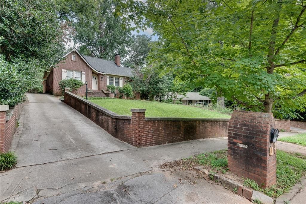 1424 Emory Road NE, Atlanta, GA 30306