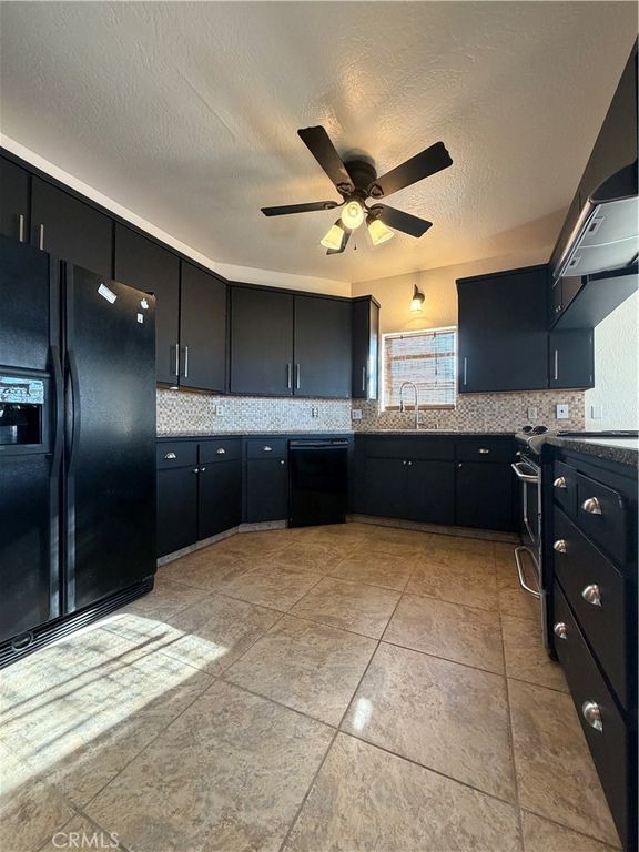 Image 14 of property listing at 31669 Indian Reservation Road, Porterville, CA 93257