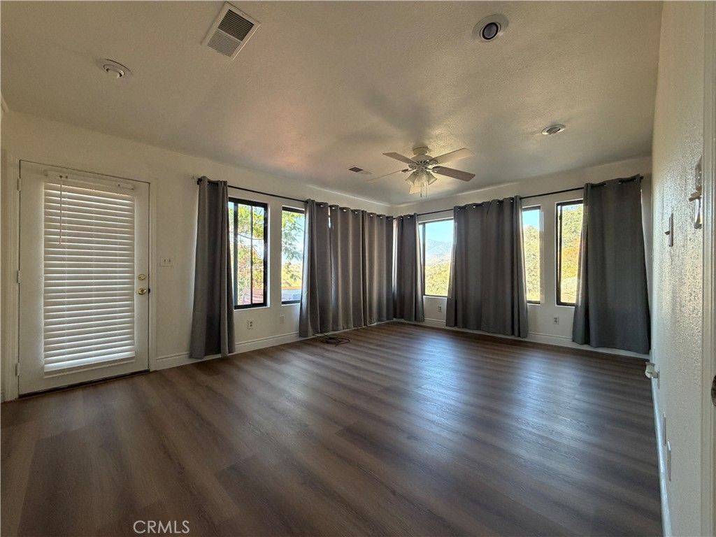 Image 15 of property listing at 31669 Indian Reservation Road, Porterville, CA 93257