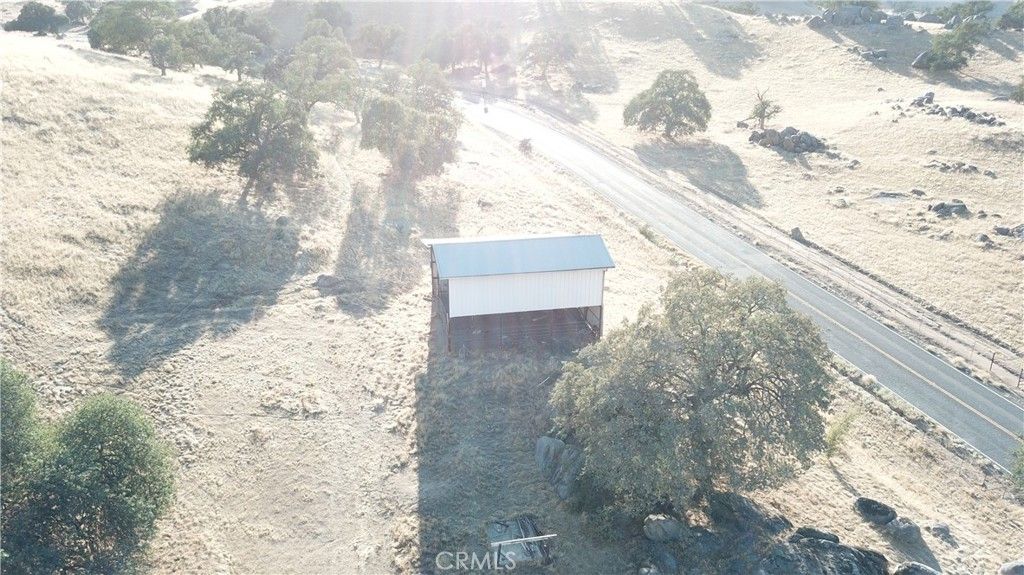 Image 49 of property listing at 31669 Indian Reservation Road, Porterville, CA 93257