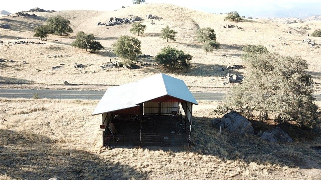 Image 50 of property listing at 31669 Indian Reservation Road, Porterville, CA 93257