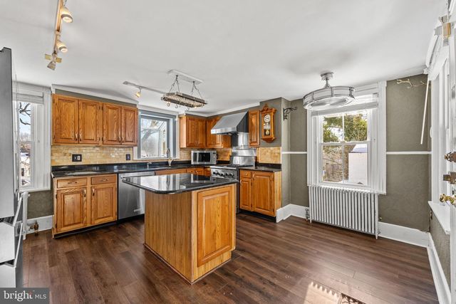 3004 CHURCH RD, Lafayette Hill, PA 19444