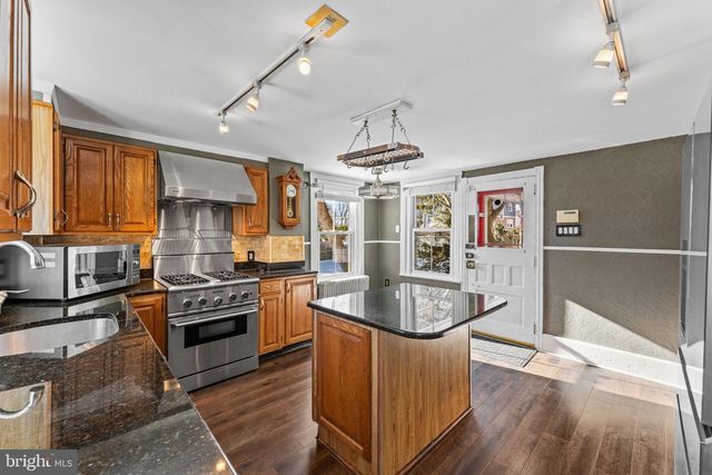 3004 CHURCH RD, Lafayette Hill, PA 19444