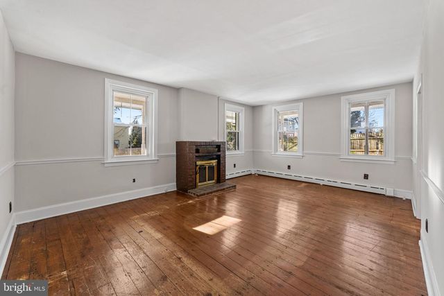 3004 CHURCH RD, Lafayette Hill, PA 19444