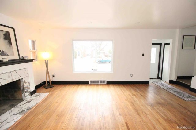 14825 Prevost Street, Detroit, MI 48227