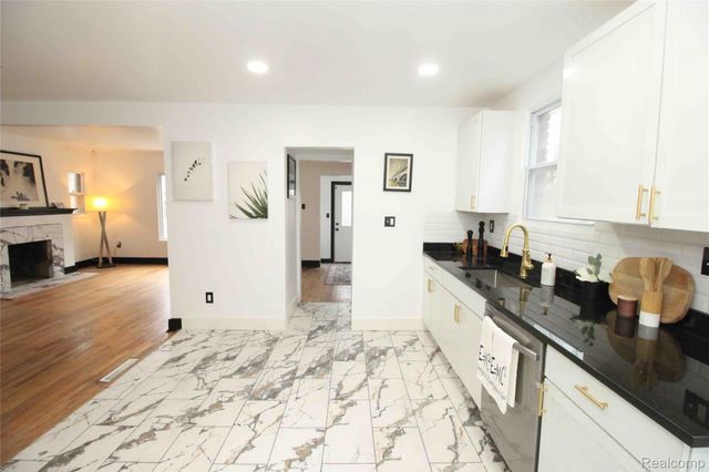 14825 Prevost Street, Detroit, MI 48227