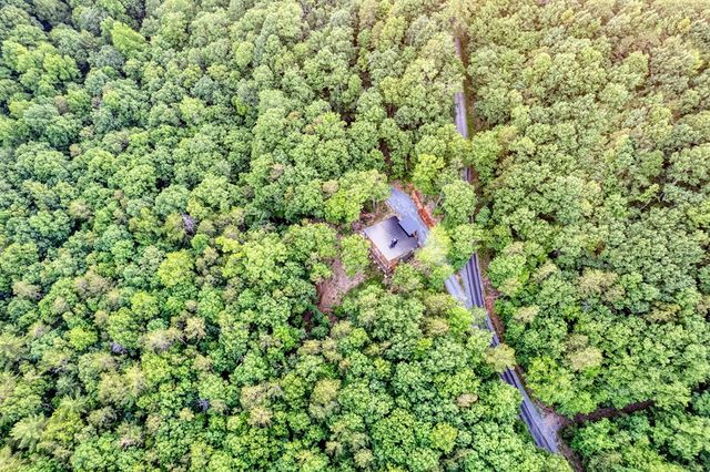 281 Raintree Bend, Blue Ridge, GA 30513