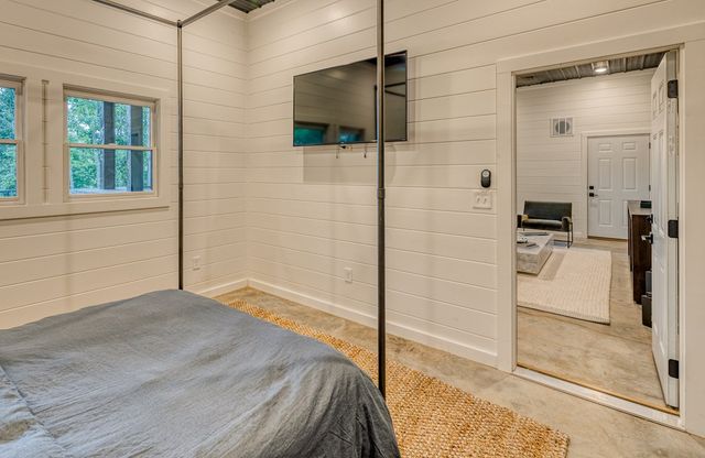 281 Raintree Bend, Blue Ridge, GA 30513