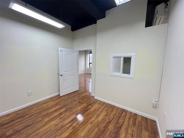 400 38th Street 403, Union City, NJ 07087