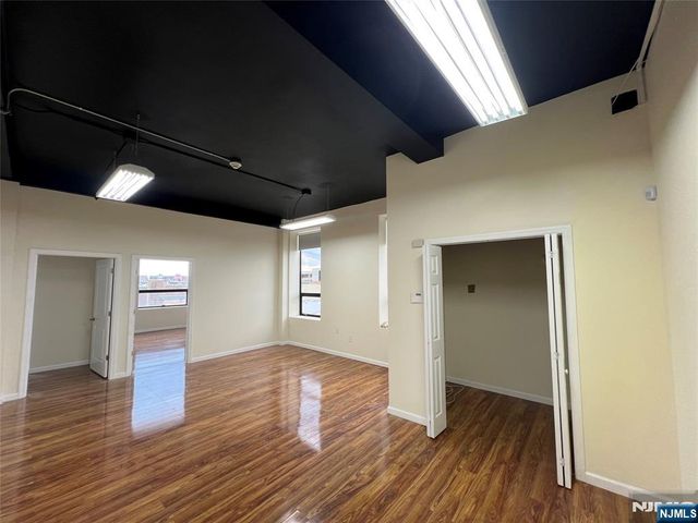 400 38th Street 403, Union City, NJ 07087